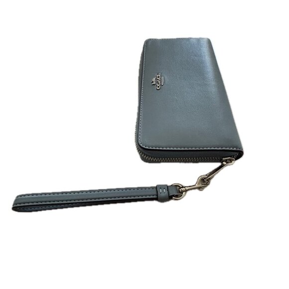 Coach Leather Zip Around Wristlet Wallet Blue Nickel Hardware NWT $298 - Picture 5 of 10